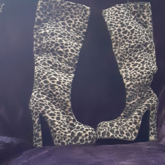 Vintage leopard print fur knee high platform boots - Picture 2 of 3